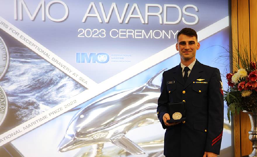 Search and rescue officer Caleb Halle receives 2023 IMO Bravery Award